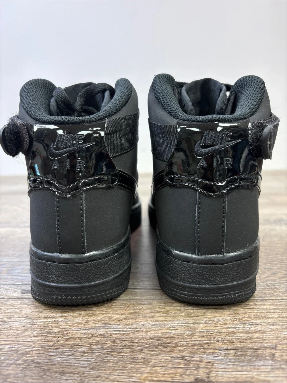 Nike Air Force 1 High GS Triple Black Sneakers 653998-001 Size 5Y